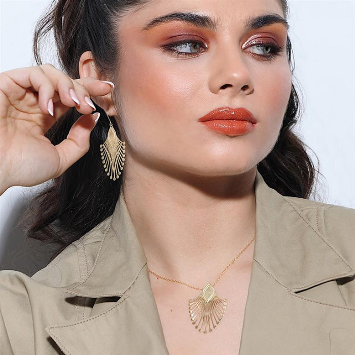 Naszyjnik krótki Nou Deco złoty